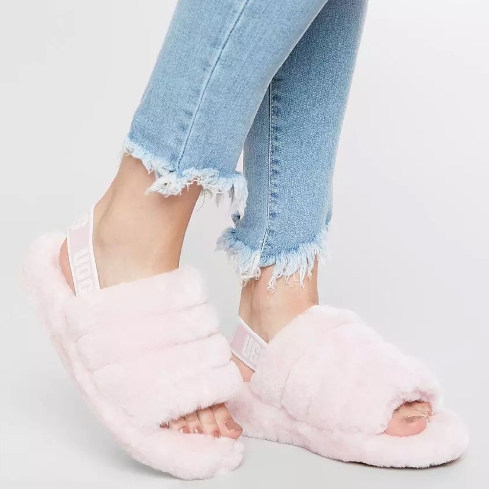 UGG Women Soft Pink Fluff Yeah Sandals